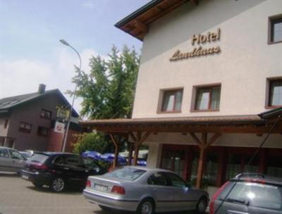 Hotel Landhaus Nendeln Екстер'єр фото